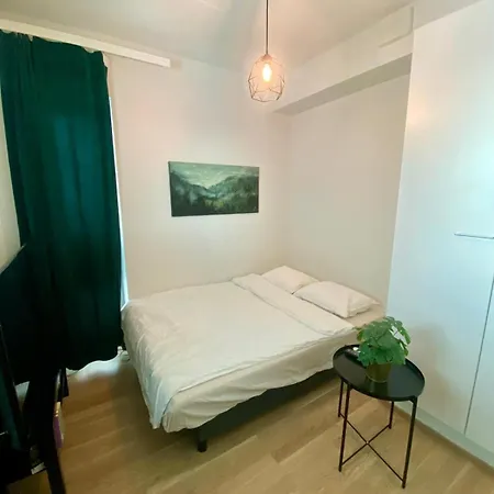 Two Bedroom Sea View Sauna Warm Stable Charging 아파트